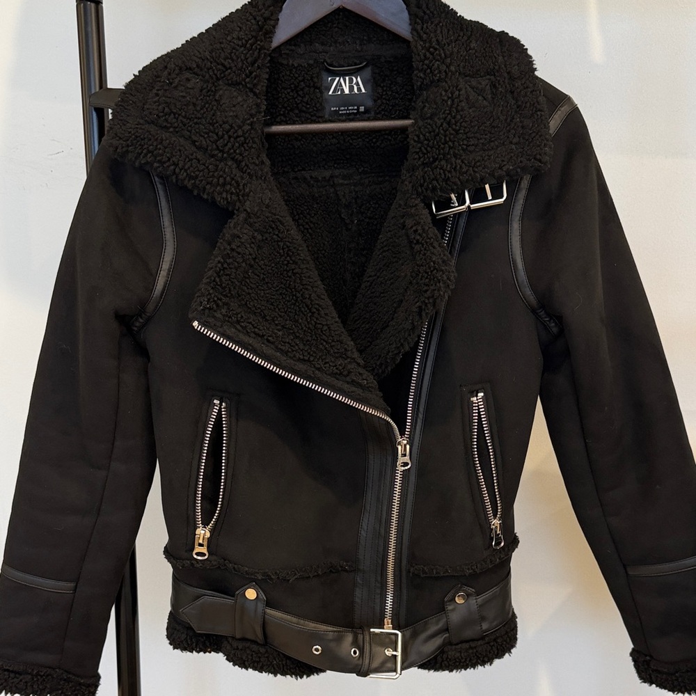 Zara Women's Black Teddy Jacket